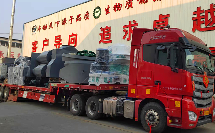 山東金格瑞鋸末顆粒機生產線設備發貨現場 山東金格瑞鋸末顆粒機生產線設備發貨現場